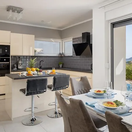 Luxury Mia Villa *