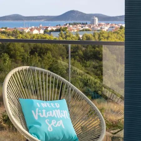 Luxury Mia Βίλα *