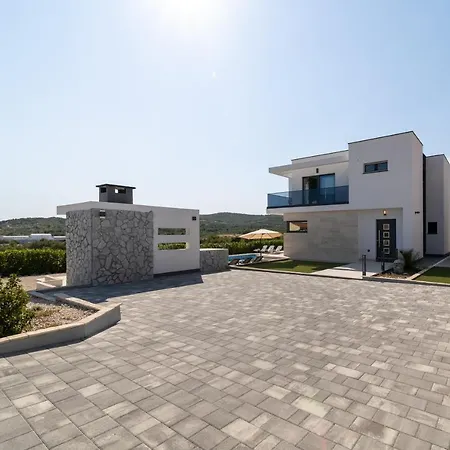 Villa Luxury Mia *
